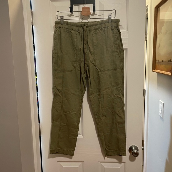 Free People Green Cropped Pants - Picture 1 of 4